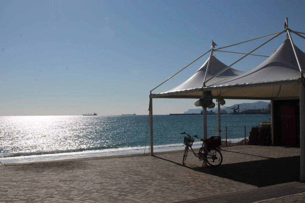 Appartamenti Mare Azzurro By Holiday World Albisola Superiore Exterior foto